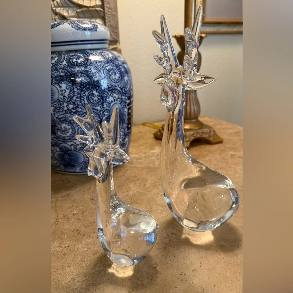 Vintage Clear Art Glass Reindeer Figurines - Set of 2 (Mid-Century Style)